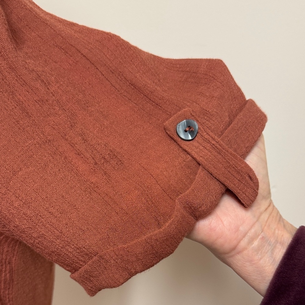 Per Seption Women's Rust Button-Up Top - Picture 3 of 7